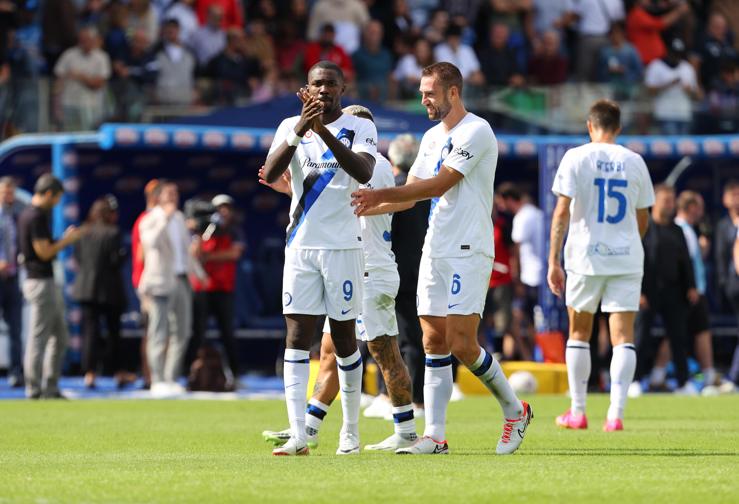 I giocatori dell'Inter festeggiano la vittoria ad Empoli - Foto ANSA - Dotsport.it