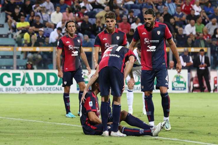 Il Cagliari in una recente partita - Foto ANSA - Dotsport.it