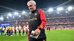 José Mourinho dopo la pesante sconfitta di Genova - Foto ANSA - Dotsport.it
