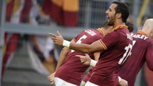 Benatia con la maglia della Roma - Foto ANSA - Dotsport.it