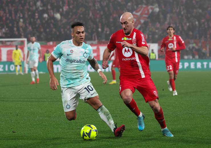 Luca Caldirola contro l'Inter - foto ANSA - Dotsport.it