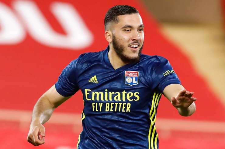 Mathis Rayan Cherki con la maglia del Lione - Foto ANSA - Dotsport.it