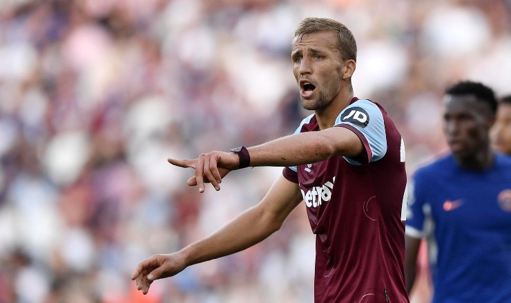 Juventus, assalto a Soucek del West Ham: può arrivare a zero la prossima estate.