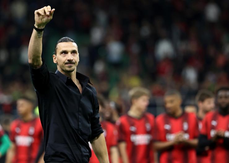 Zlatan Ibrahimovic nel giorno d'addio dal Milan e dal calcio giocato - Foto ANSA - Dotsport.it