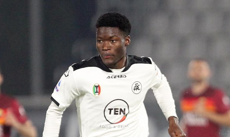 Inter, si lavora alla cessione di Agoumé.