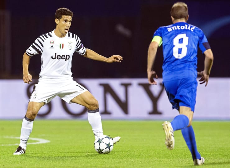 Hernanes con la maglia della Juventus - Foto ANSA - Dotsport.it