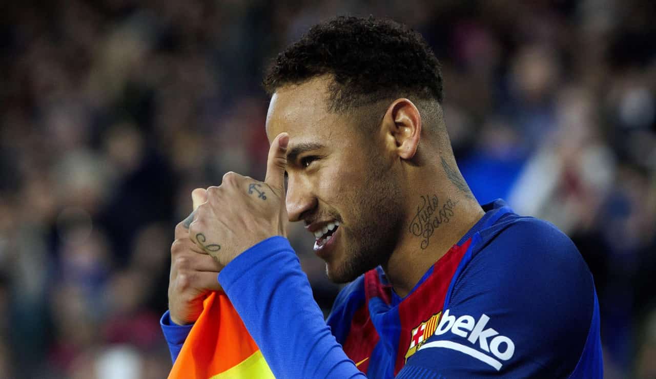 Neymar con la maglia del Barcellona - Foto ANSA - Dotsport.it