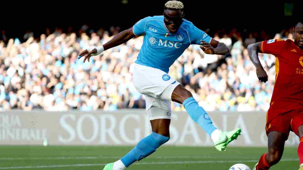Osimhen tra Premier League e Al-Hilal: il Napoli attende una decisione