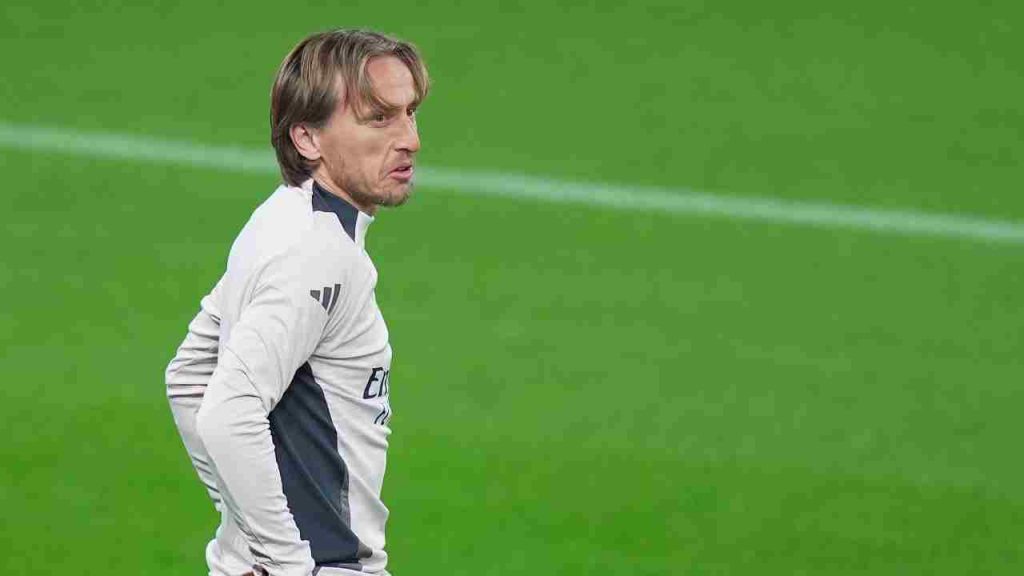Tare vuole passione rossonera: “La storia del Milan deve vivere nei nostri”
